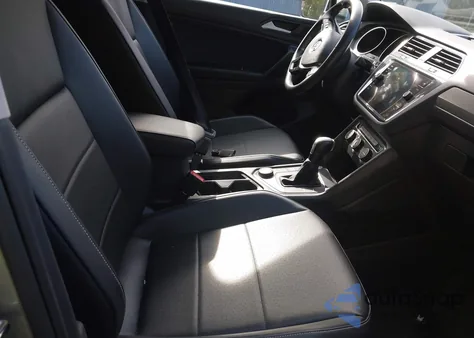 2021 Volkswagen Tiguan 2.0T Se/2.0T Se R-Line Black/2.0T Sel из США, поврежденный, VIN 3VV2B7AX4MM057331